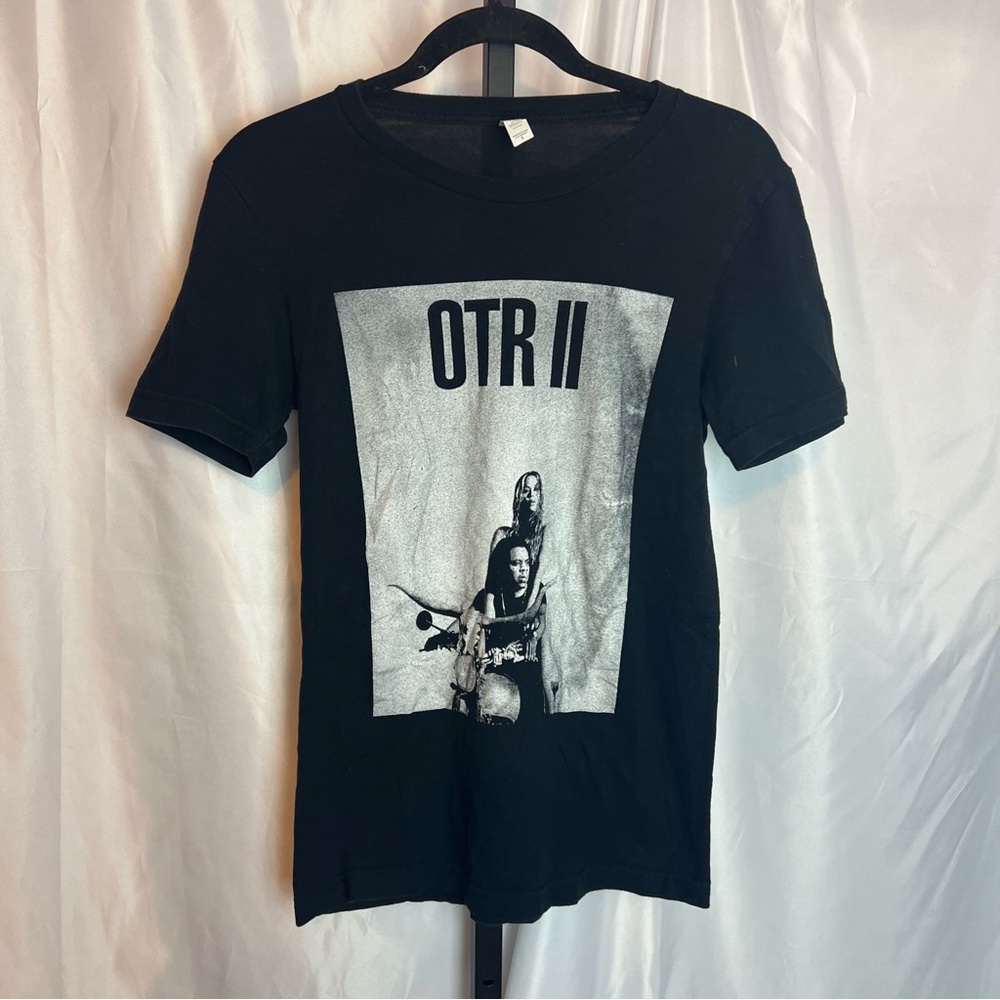 Jay Z and Beyonce On the Run II Tour 2018 T-Shirt, size Small